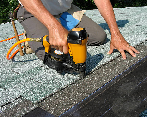 Best Roof Maintenance Services  in Overland Park, KS